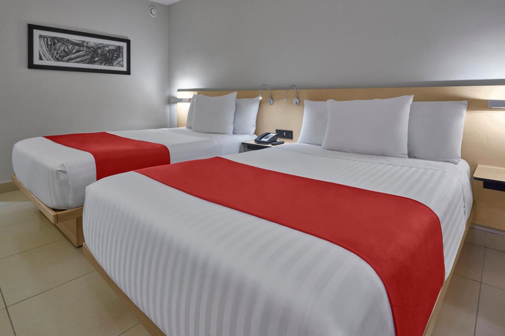City Express By Marriott Cancun Exterior photo