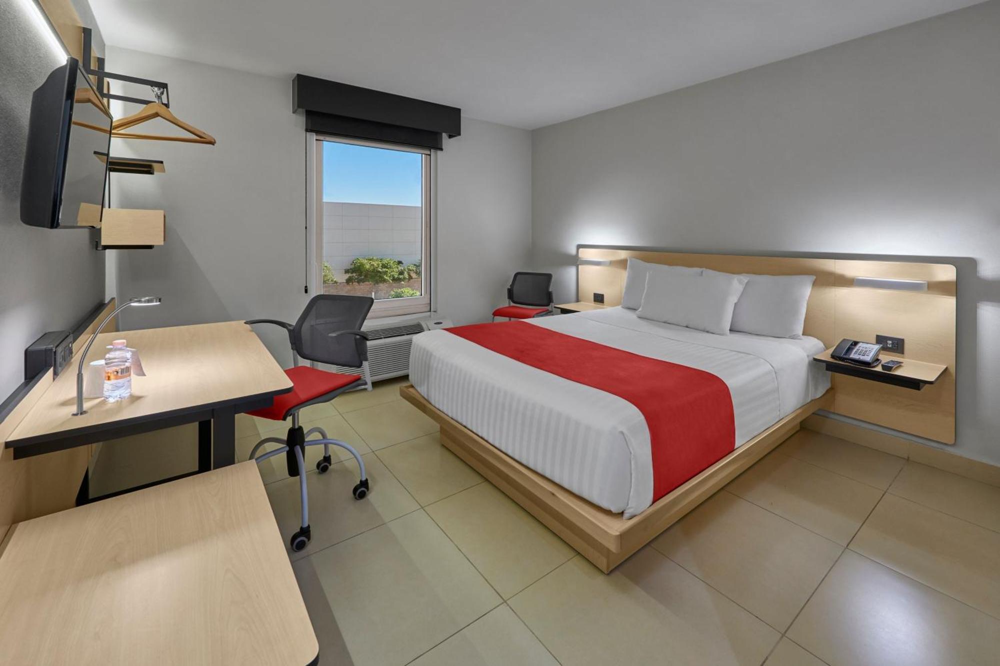 City Express By Marriott Cancun Exterior photo