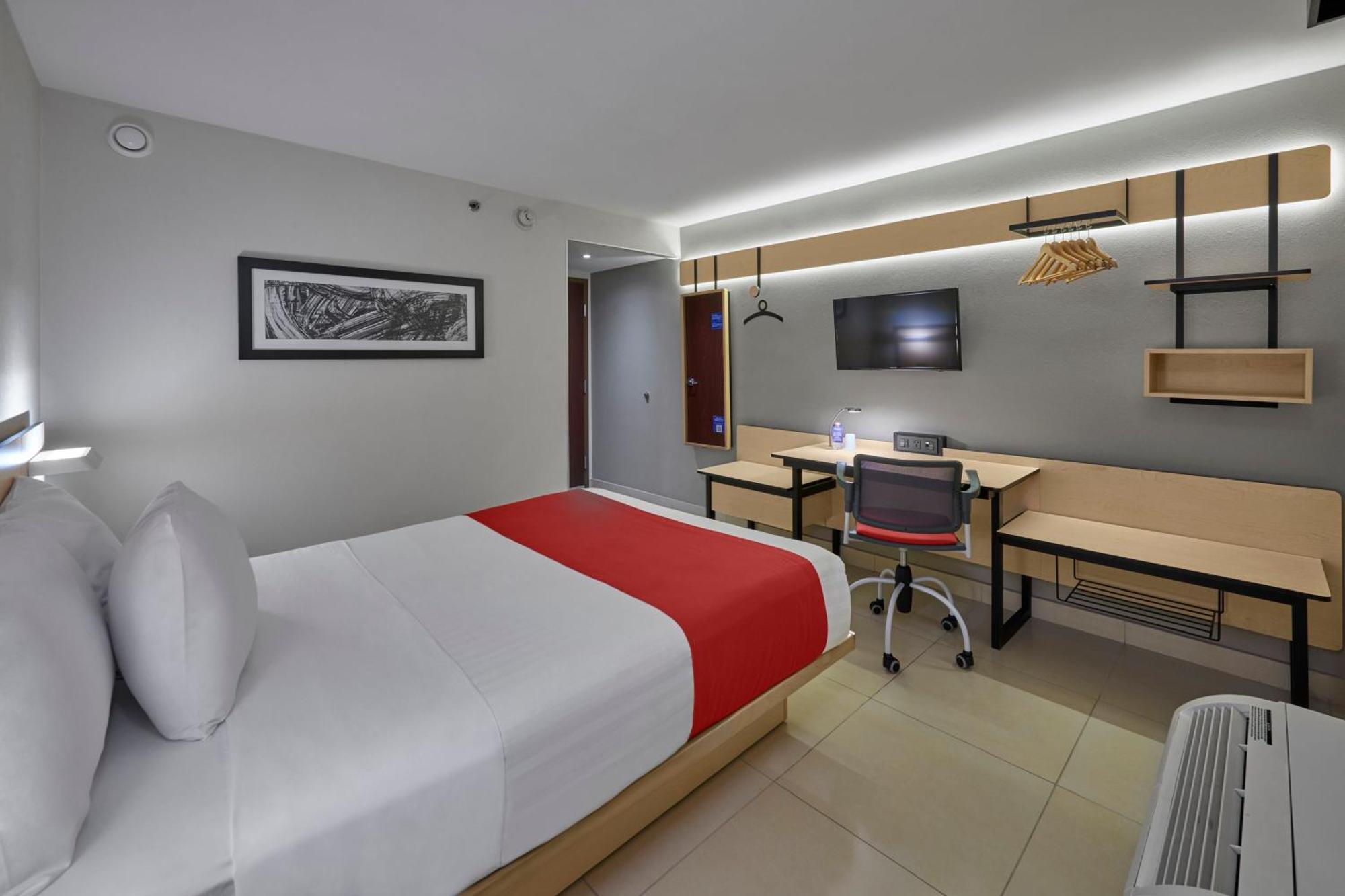 City Express By Marriott Cancun Exterior photo