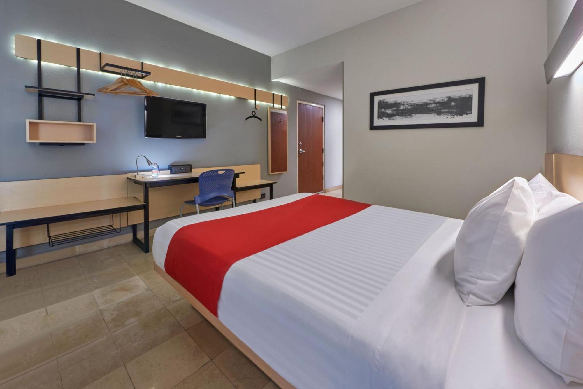 City Express By Marriott Cancun Exterior photo